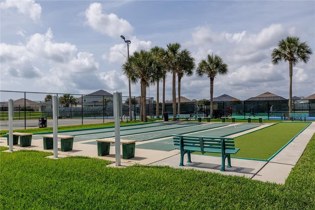 For Sale: $399,900 (3 beds, 2 baths, 1590 Square Feet)