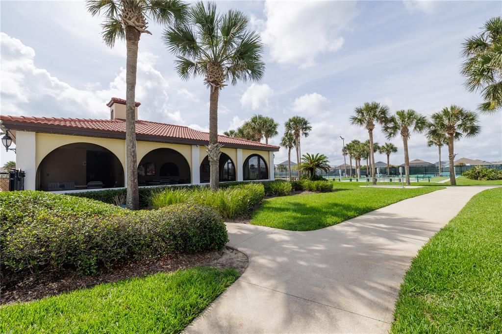 For Sale: $399,900 (3 beds, 2 baths, 1590 Square Feet)