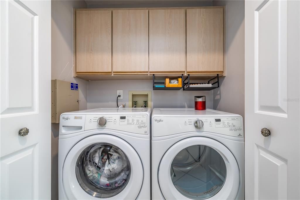 For Sale: $399,900 (3 beds, 2 baths, 1590 Square Feet)