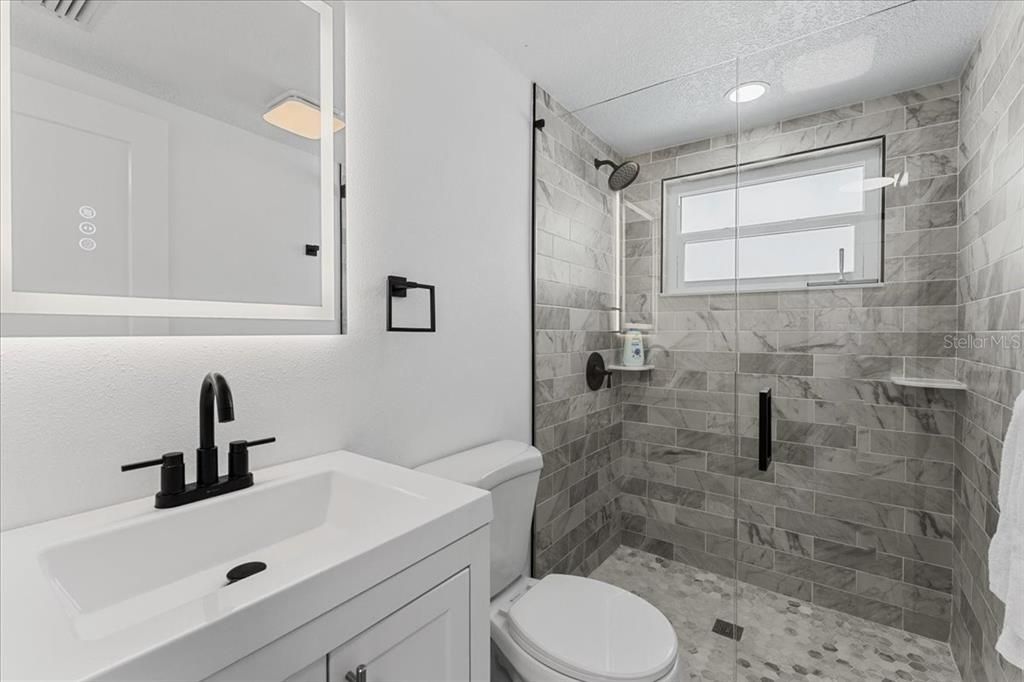 For Sale: $540,000 (2 beds, 2 baths, 1387 Square Feet)