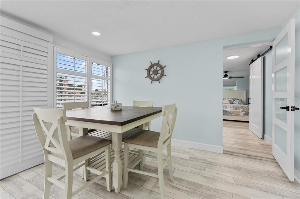 For Sale: $540,000 (2 beds, 2 baths, 1387 Square Feet)