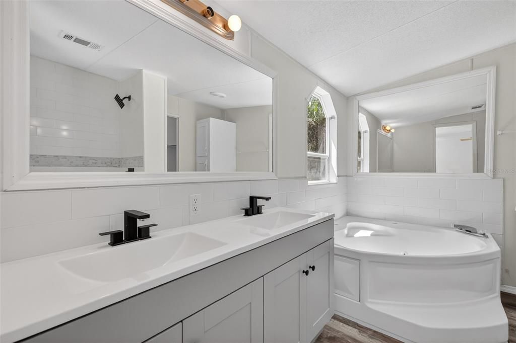 For Sale: $212,000 (4 beds, 2 baths, 2128 Square Feet)