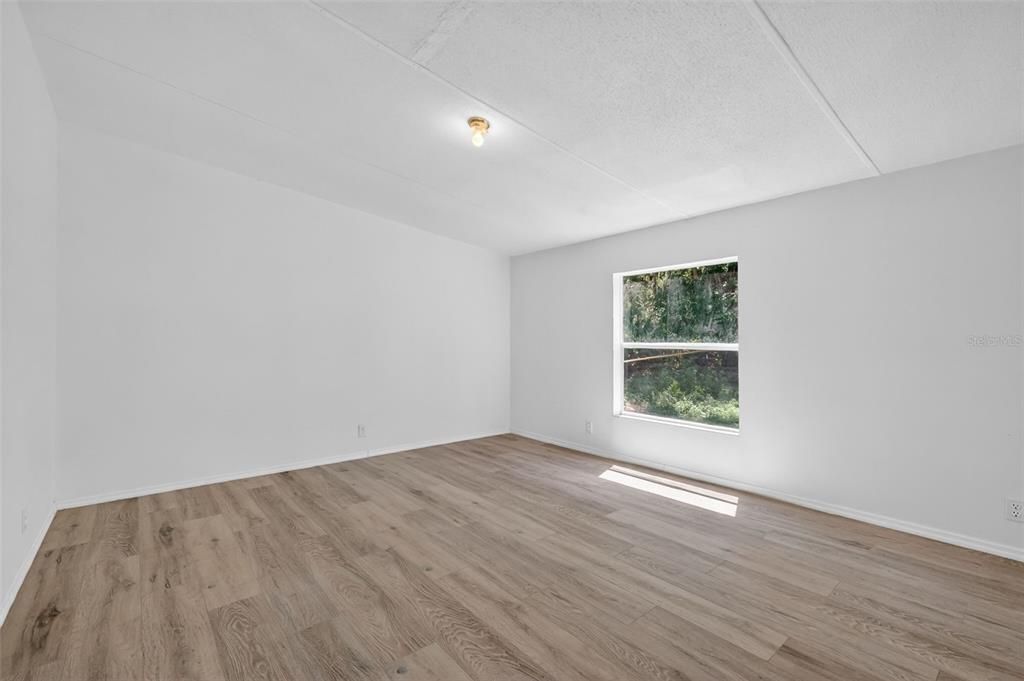 For Sale: $212,000 (4 beds, 2 baths, 2128 Square Feet)