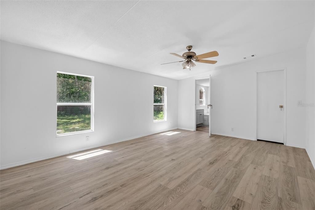 For Sale: $212,000 (4 beds, 2 baths, 2128 Square Feet)