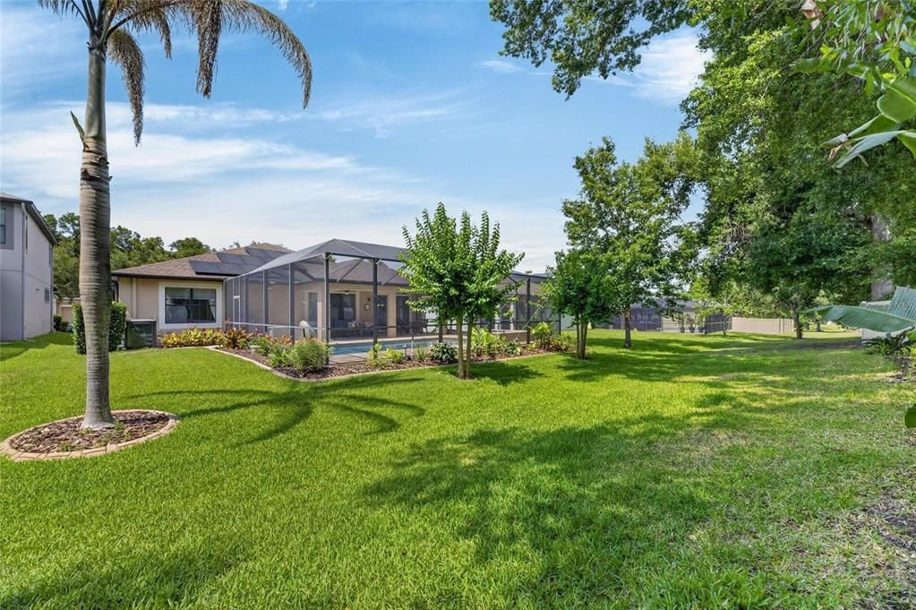 For Sale: $500,000 (4 beds, 3 baths, 2299 Square Feet)