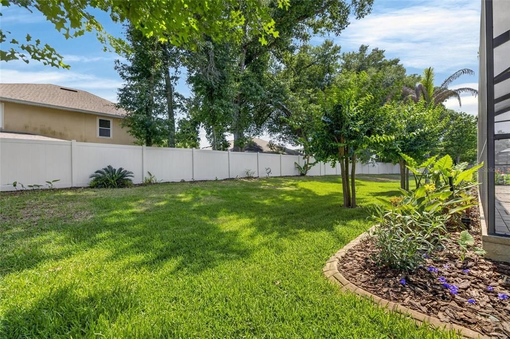 For Sale: $500,000 (4 beds, 3 baths, 2299 Square Feet)