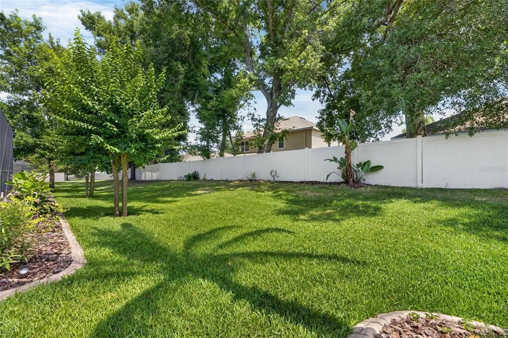 For Sale: $500,000 (4 beds, 3 baths, 2299 Square Feet)
