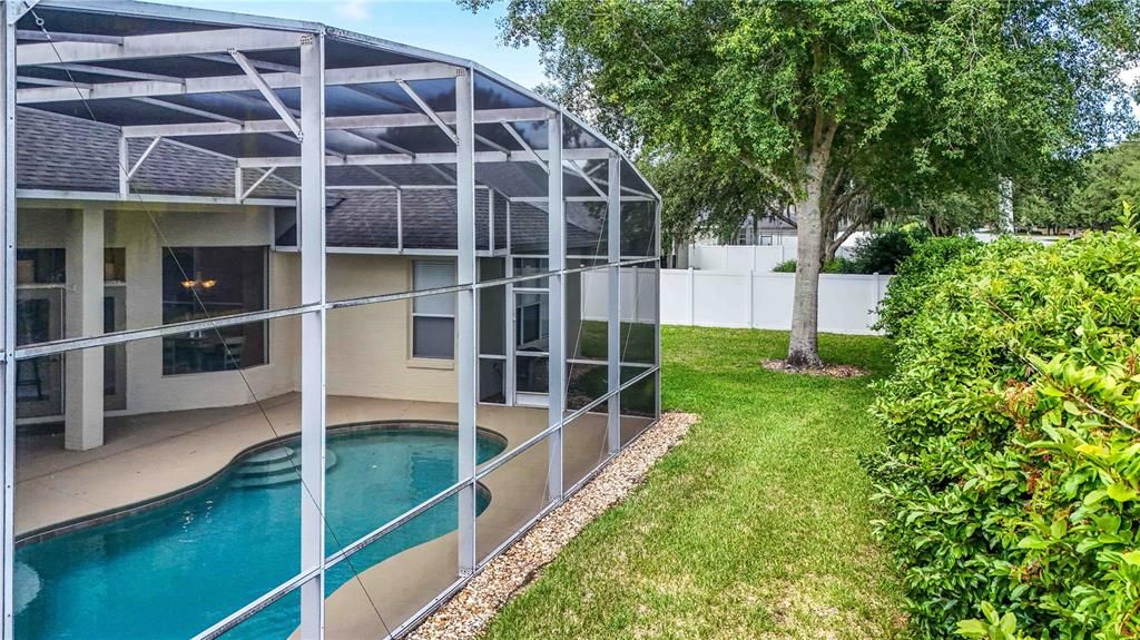 For Sale: $425,000 (3 beds, 2 baths, 2296 Square Feet)