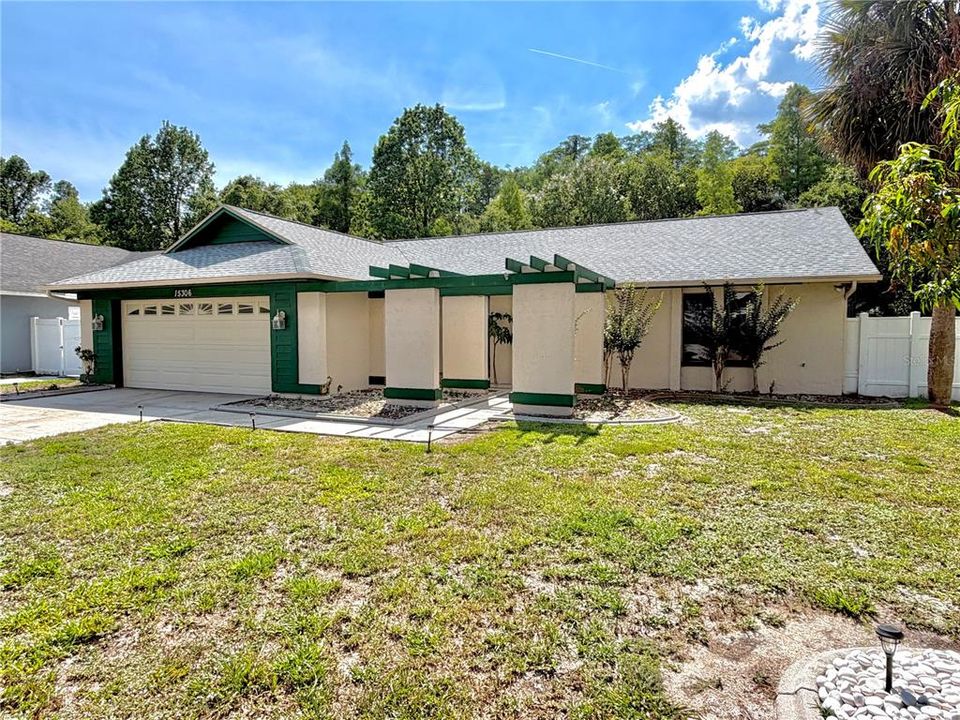 For Sale: $475,000 (3 beds, 2 baths, 1602 Square Feet)