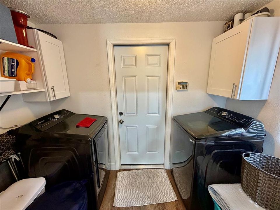 For Sale: $475,000 (3 beds, 2 baths, 1602 Square Feet)