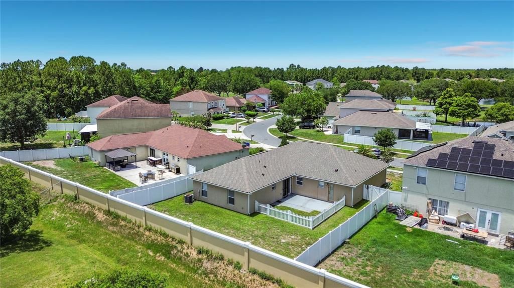 На продажу: $439,000 (4 спален, 2 ванн, 2148 Квадратных фут)