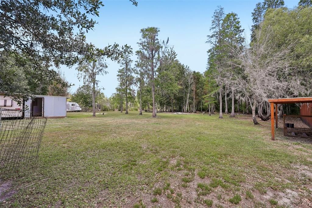 For Sale: $345,000 (3 beds, 2 baths, 1300 Square Feet)