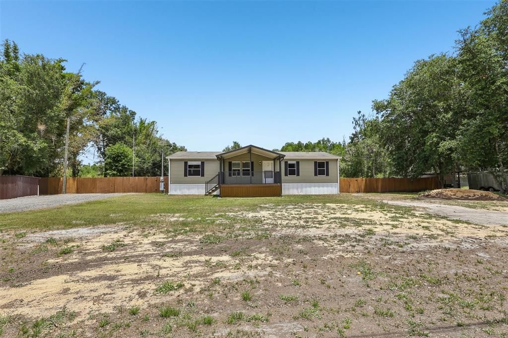 For Sale: $345,000 (3 beds, 2 baths, 1300 Square Feet)