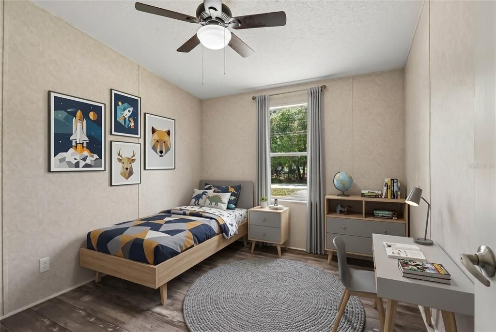 For Sale: $345,000 (3 beds, 2 baths, 1300 Square Feet)