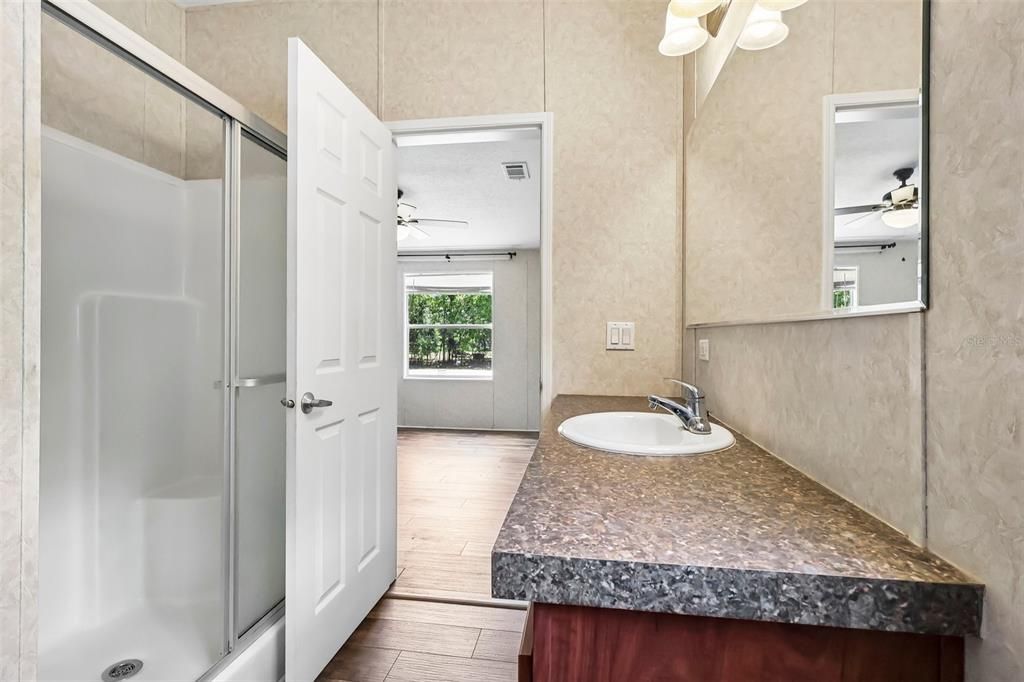 For Sale: $345,000 (3 beds, 2 baths, 1300 Square Feet)