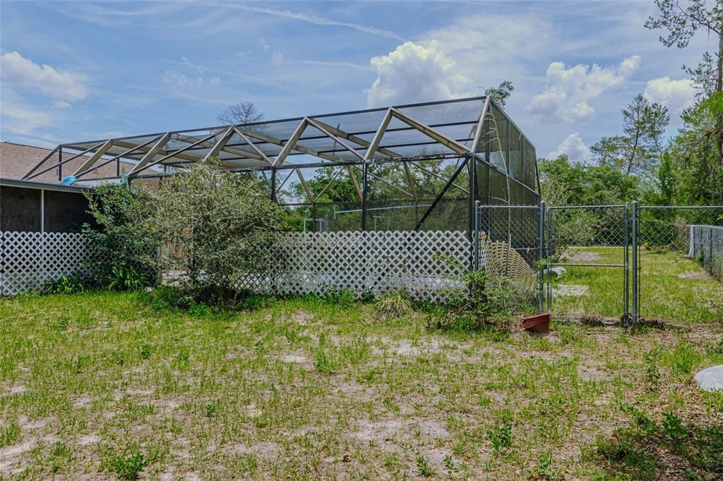 На продажу: $199,000 (3 спален, 2 ванн, 1826 Квадратных фут)