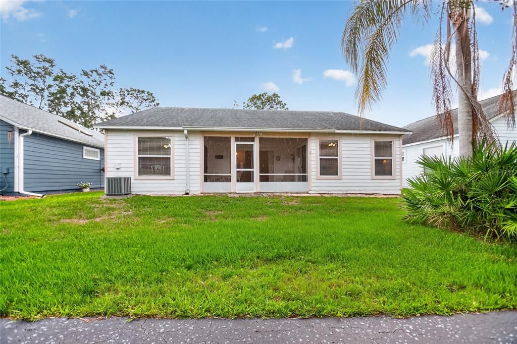 Active With Contract: $289,900 (2 beds, 2 baths, 1180 Square Feet)