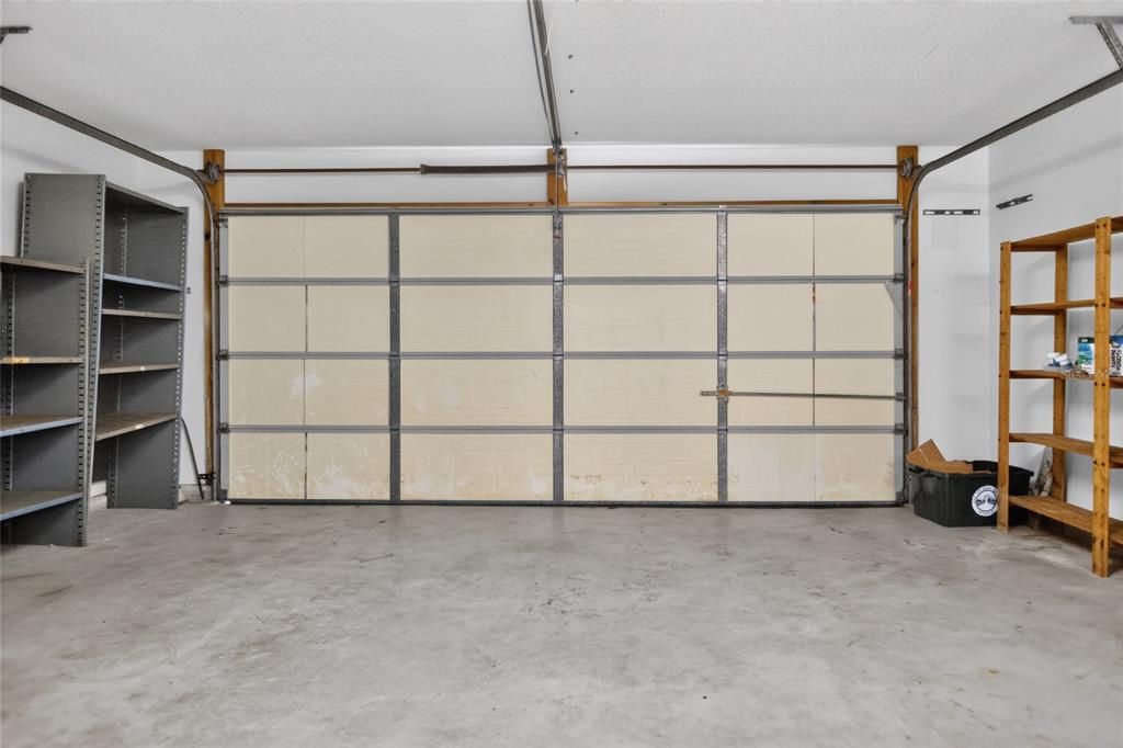 Active With Contract: $289,900 (2 beds, 2 baths, 1180 Square Feet)