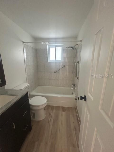 For Rent: $1,700 (2 beds, 1 baths, 1000 Square Feet)