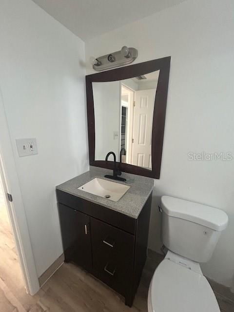 For Rent: $1,700 (2 beds, 1 baths, 1000 Square Feet)