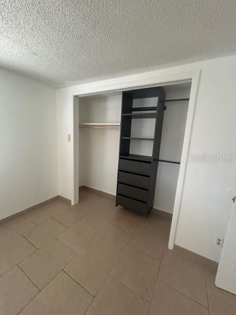 For Rent: $1,700 (2 beds, 1 baths, 1000 Square Feet)