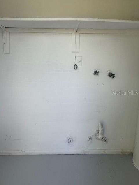 For Rent: $1,700 (2 beds, 1 baths, 1000 Square Feet)