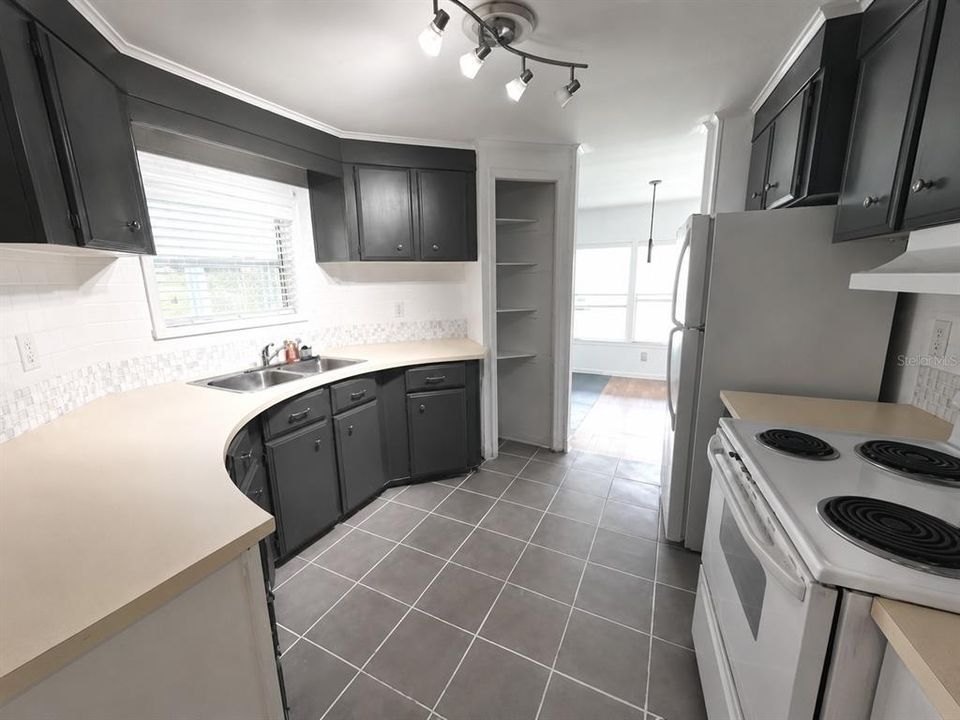 For Rent: $1,450 (2 beds, 2 baths, 1152 Square Feet)