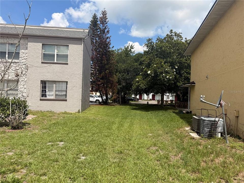 For Sale: $925,000 (8 beds, 0 baths, 3396 Square Feet)