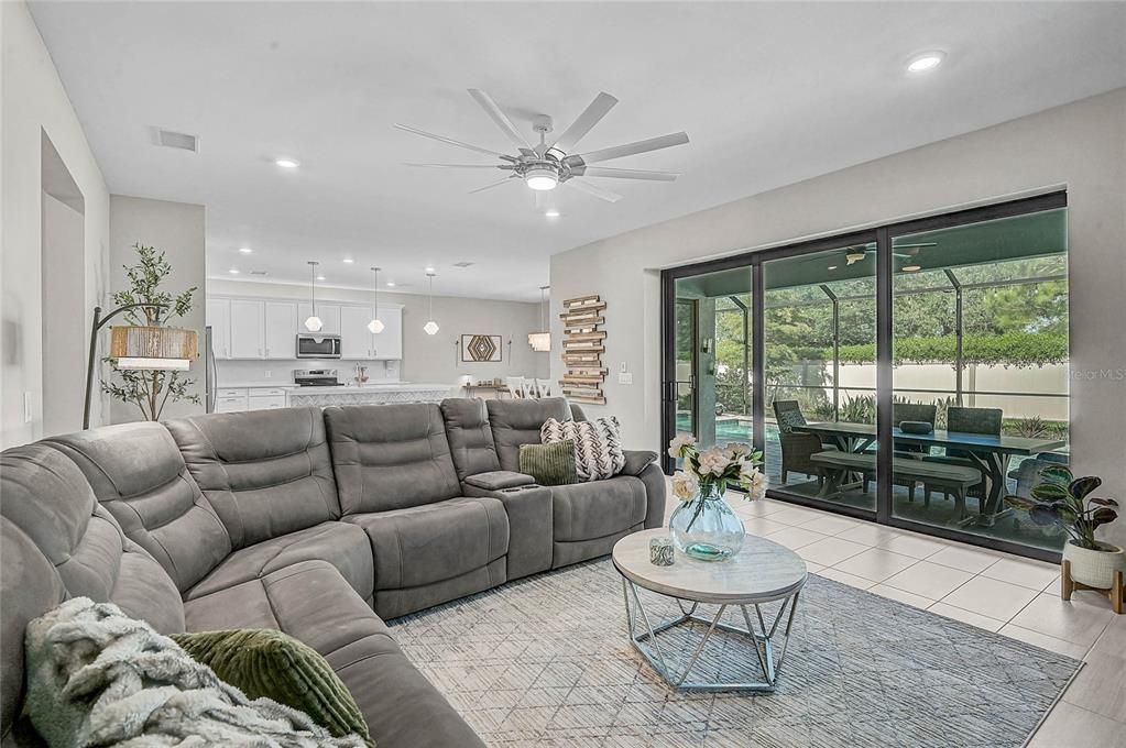 For Sale: $779,900 (5 beds, 4 baths, 3422 Square Feet)