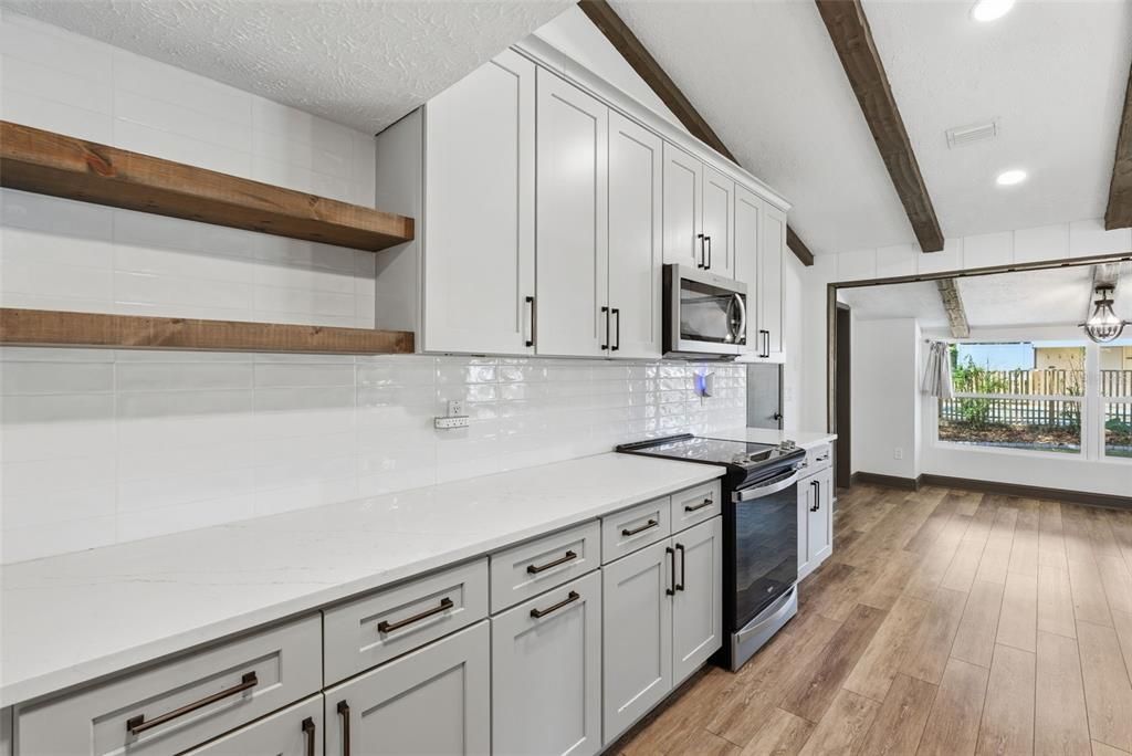For Sale: $489,000 (3 beds, 2 baths, 2061 Square Feet)