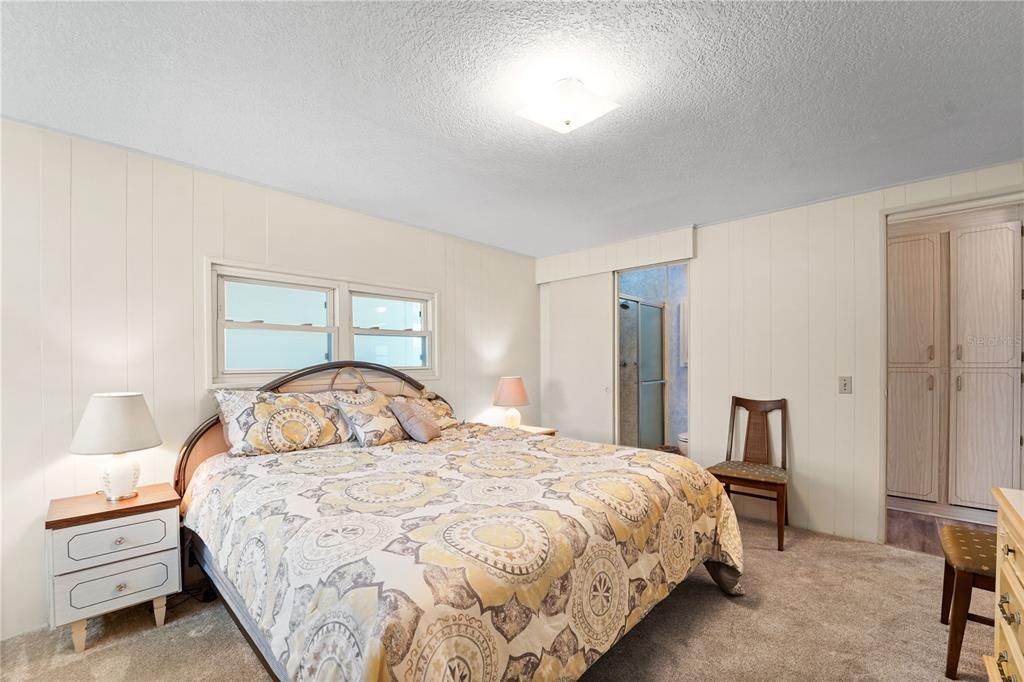 For Rent: $1,800 (2 beds, 2 baths, 1008 Square Feet)