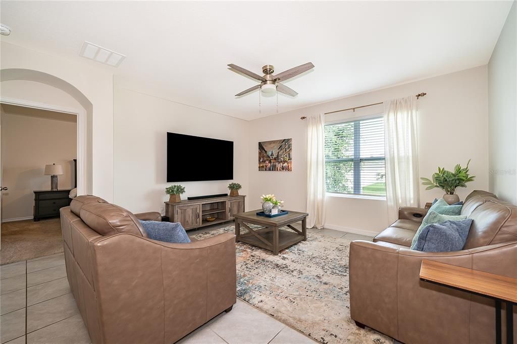 For Sale: $429,000 (4 beds, 2 baths, 1846 Square Feet)