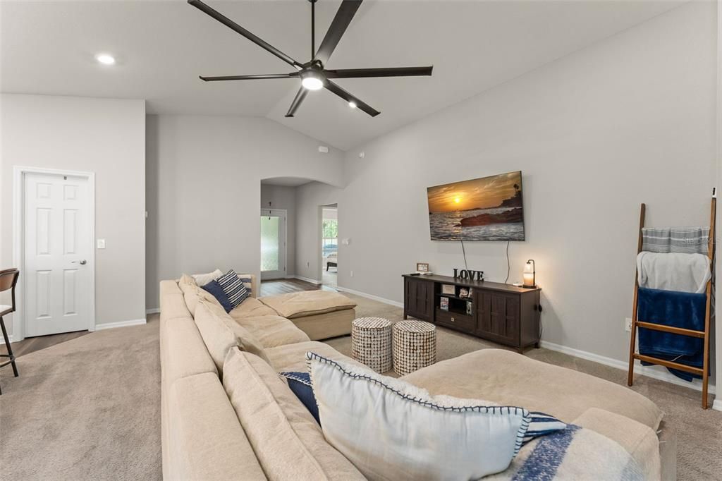 Active With Contract: $335,000 (4 beds, 2 baths, 1855 Square Feet)