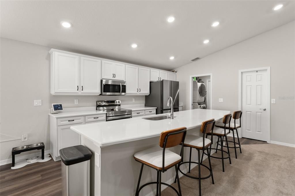 Active With Contract: $335,000 (4 beds, 2 baths, 1855 Square Feet)