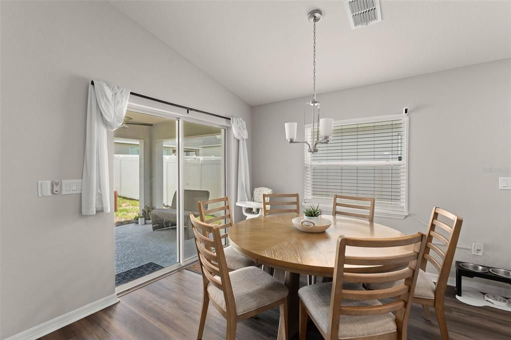 Active With Contract: $335,000 (4 beds, 2 baths, 1855 Square Feet)