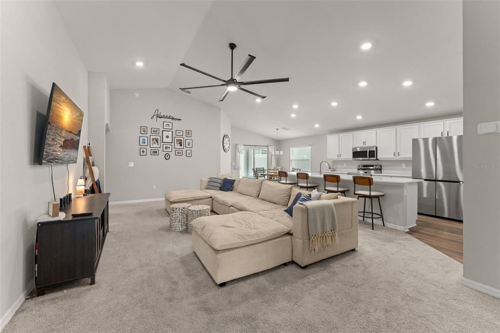 Active With Contract: $335,000 (4 beds, 2 baths, 1855 Square Feet)