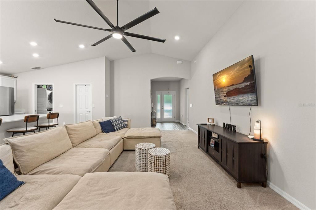 Active With Contract: $335,000 (4 beds, 2 baths, 1855 Square Feet)