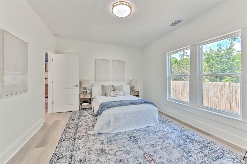 For Sale: $800,000 (3 beds, 2 baths, 1565 Square Feet)