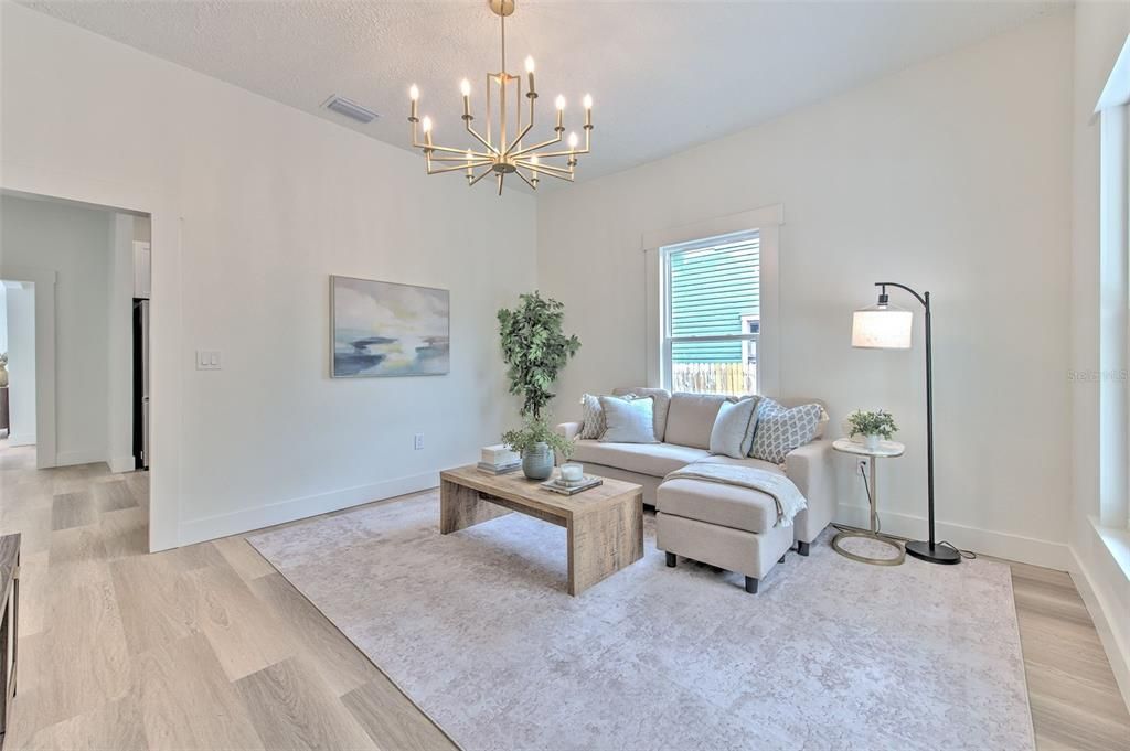 For Sale: $800,000 (3 beds, 2 baths, 1565 Square Feet)