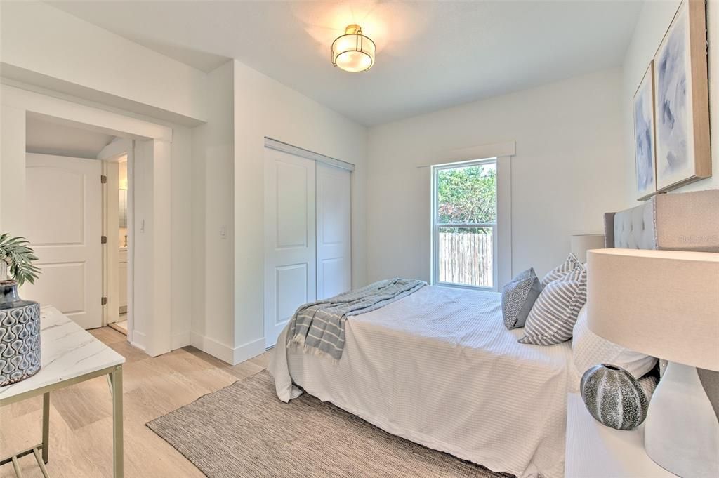 For Sale: $800,000 (3 beds, 2 baths, 1565 Square Feet)