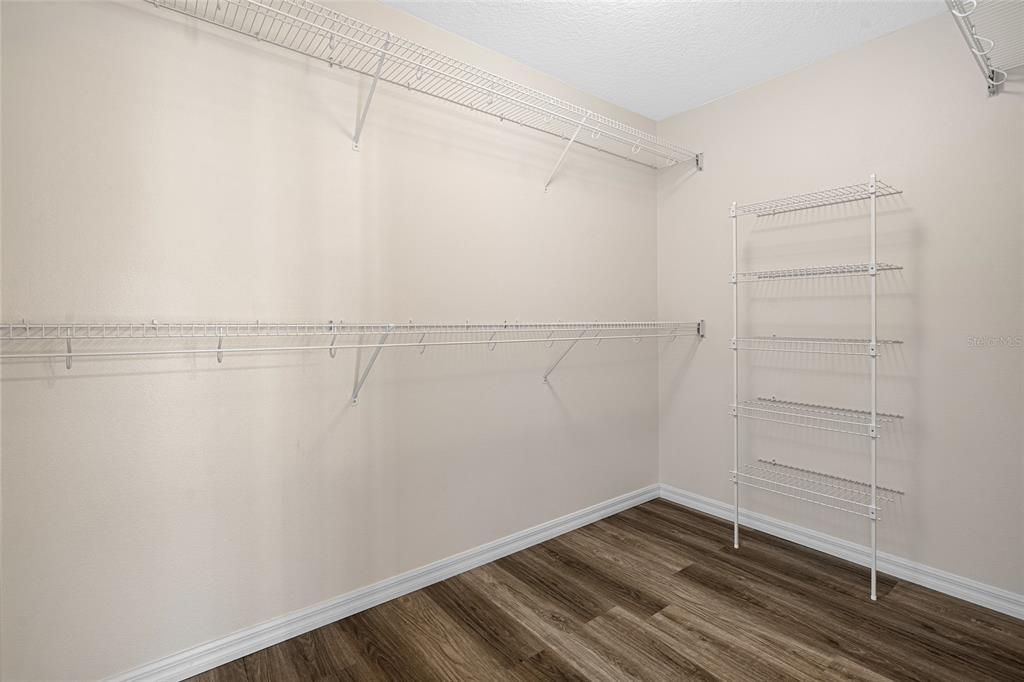 For Sale: $270,000 (2 beds, 2 baths, 1262 Square Feet)