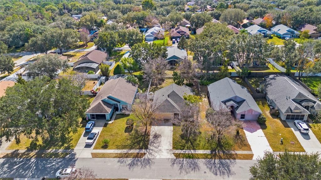 For Sale: $270,000 (2 beds, 2 baths, 1262 Square Feet)