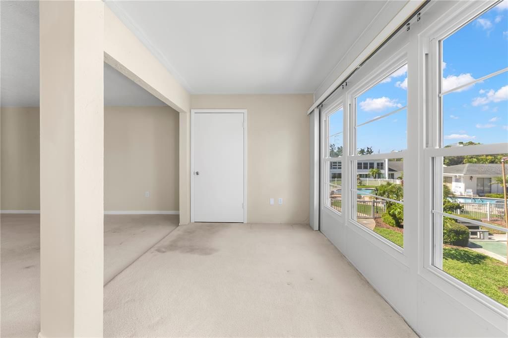 For Sale: $120,000 (2 beds, 2 baths, 1270 Square Feet)
