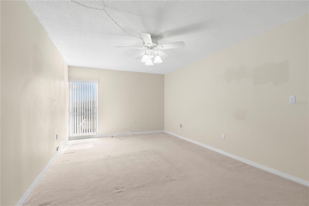 For Sale: $120,000 (2 beds, 2 baths, 1270 Square Feet)