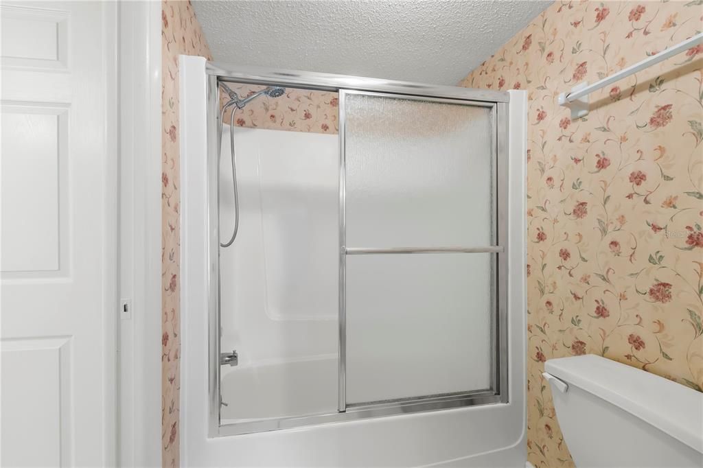 For Sale: $120,000 (2 beds, 2 baths, 1270 Square Feet)