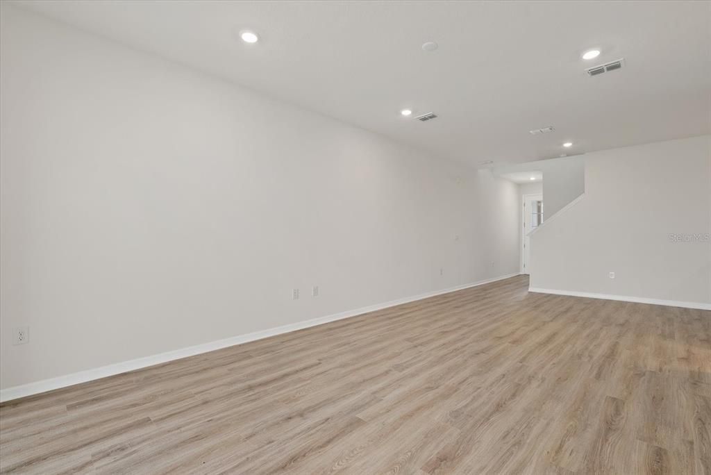 En Renta: $2,700 (3 camas, 2 baños, 1807 Pies cuadrados)