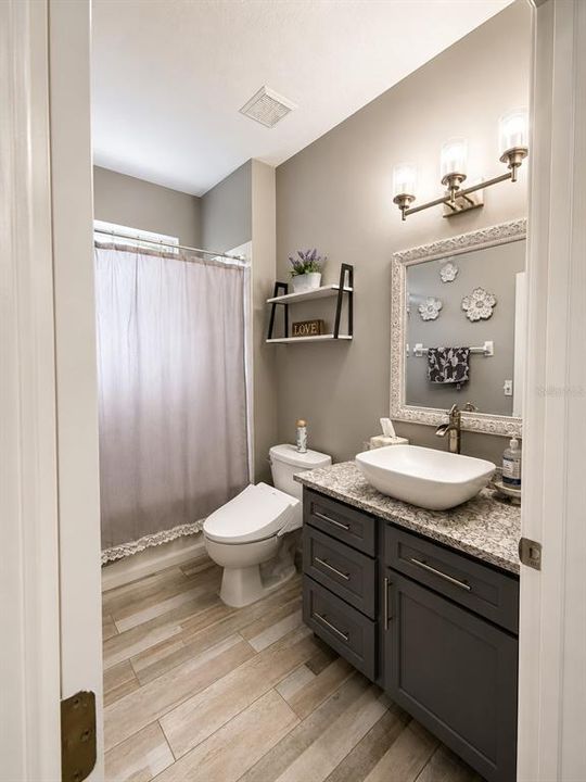 For Sale: $525,000 (4 beds, 2 baths, 1806 Square Feet)