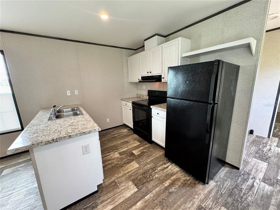 For Rent: $1,295 (2 beds, 2 baths, 784 Square Feet)