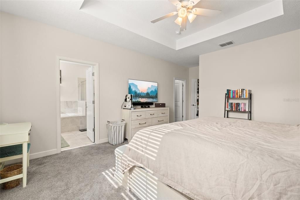 For Sale: $330,000 (3 beds, 2 baths, 1869 Square Feet)