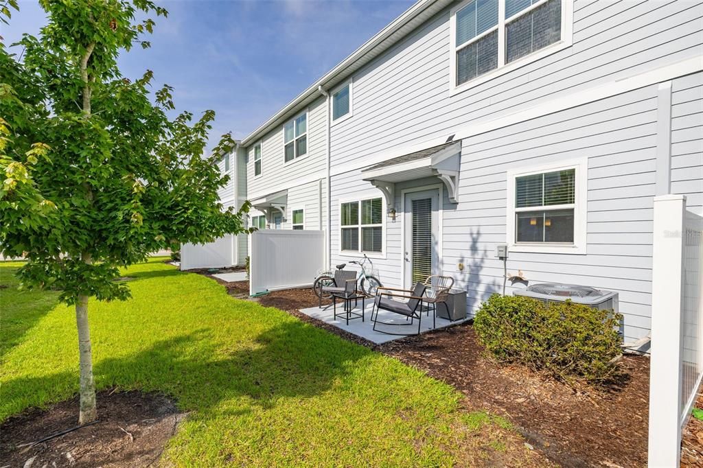 For Sale: $330,000 (3 beds, 2 baths, 1869 Square Feet)